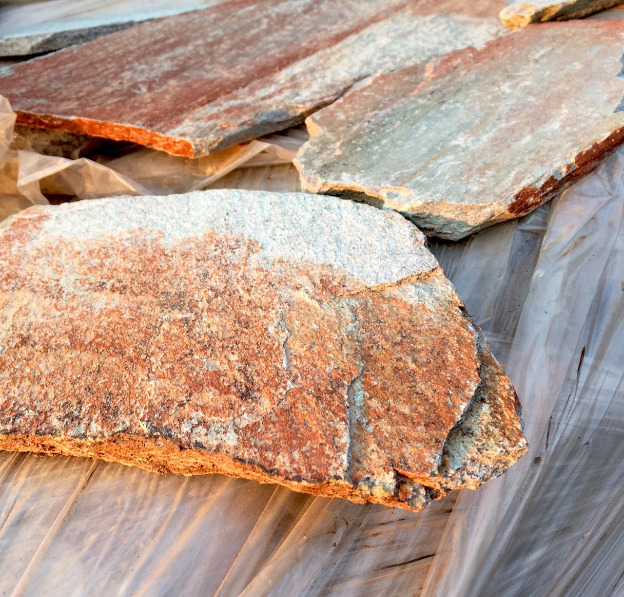 Autumn Emerald Quartzite Vertical Cladding