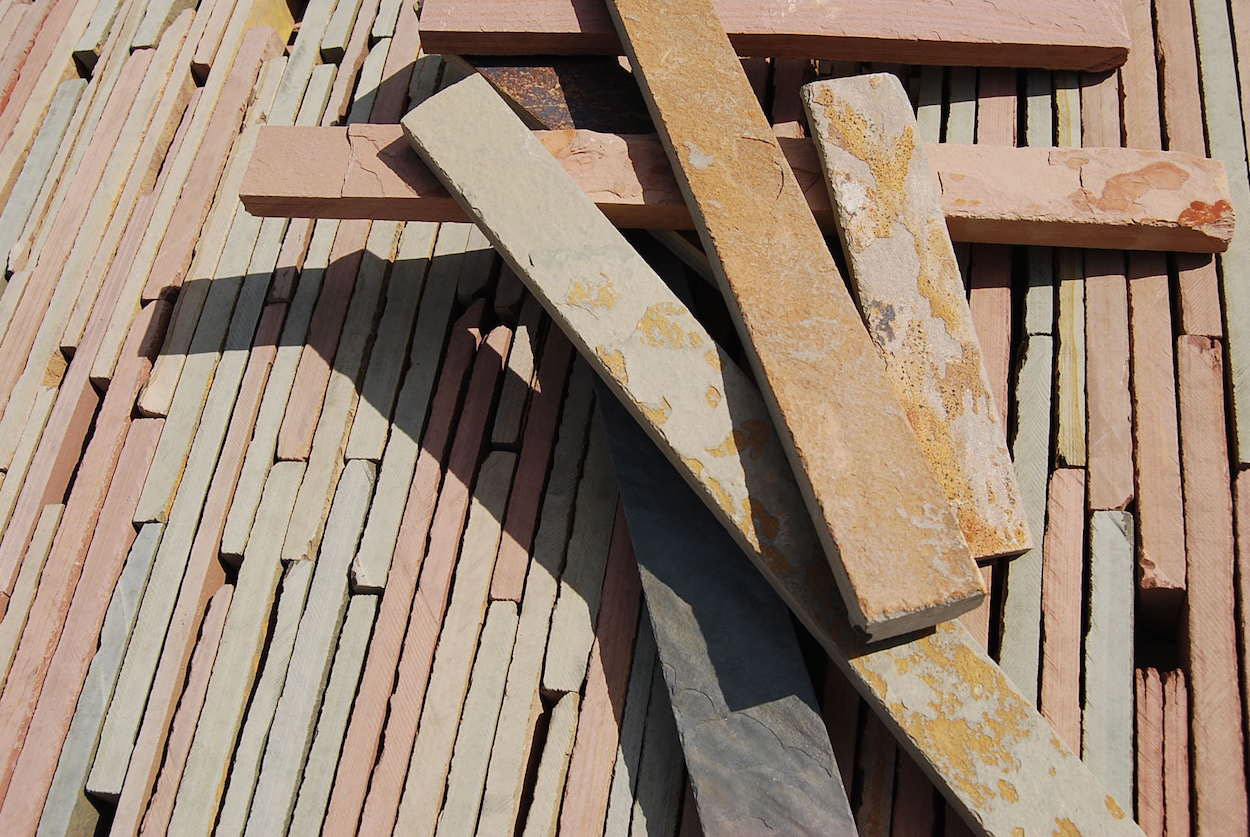 Rosa Timbavati Slate Riven Peices