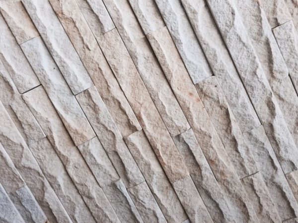 Lesotho Sandstone Riven Chipped Cladding